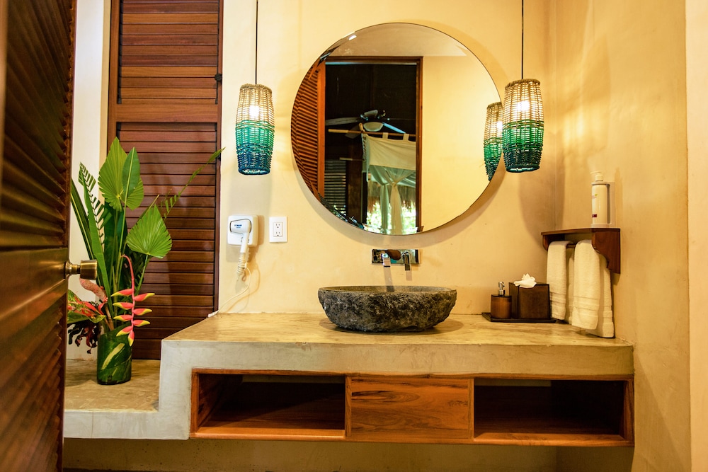 Rancho Encantado Hotel 8/50
