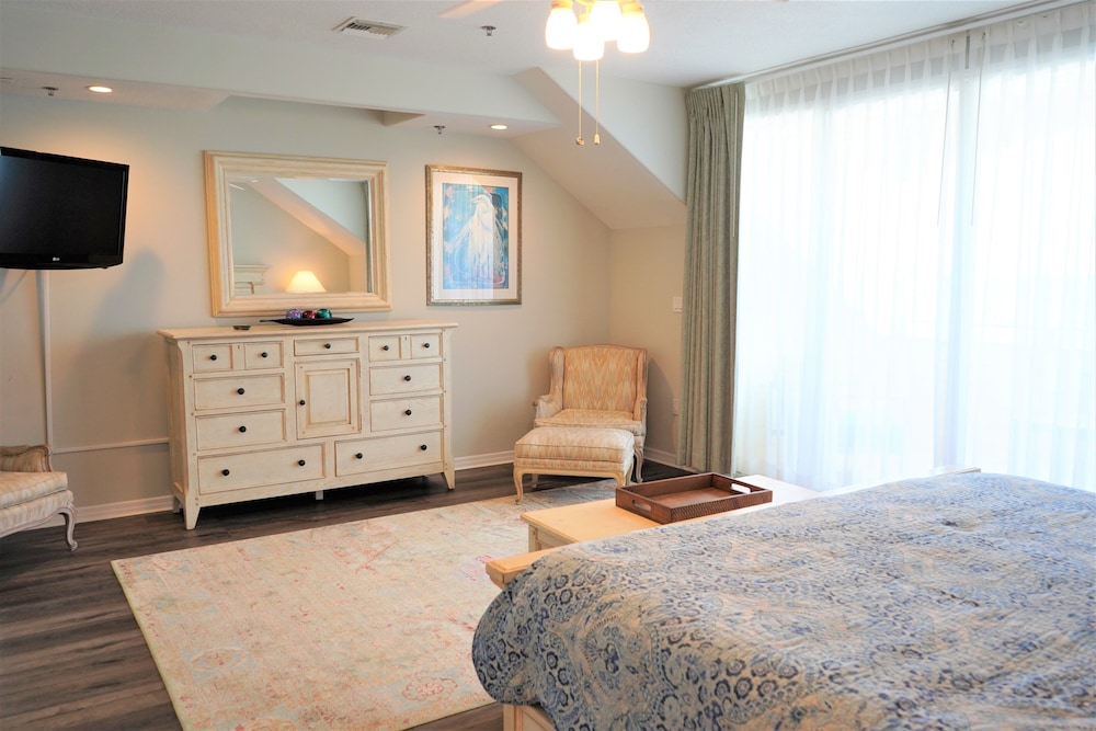 Glunz Ocean Beach Hotel and Resort 32/73