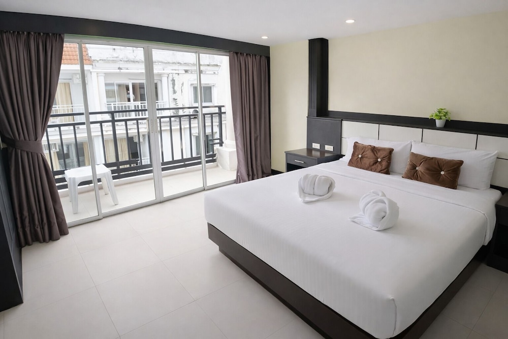 STAR HOTEL PATONG 26/52