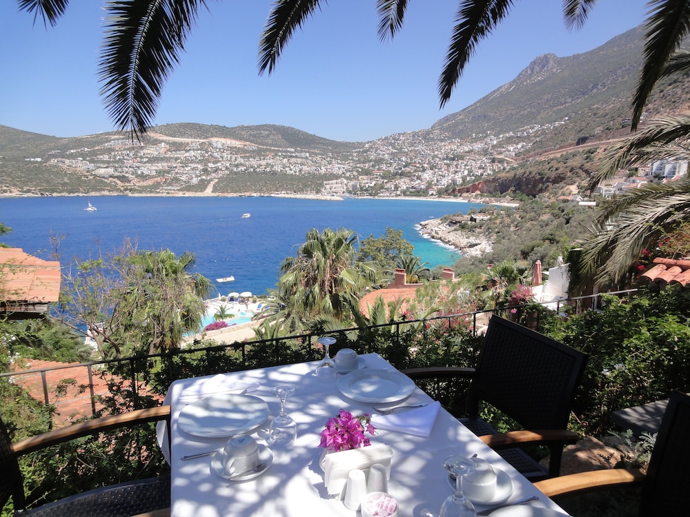 Patara Prince Hotel & Resort 30/50