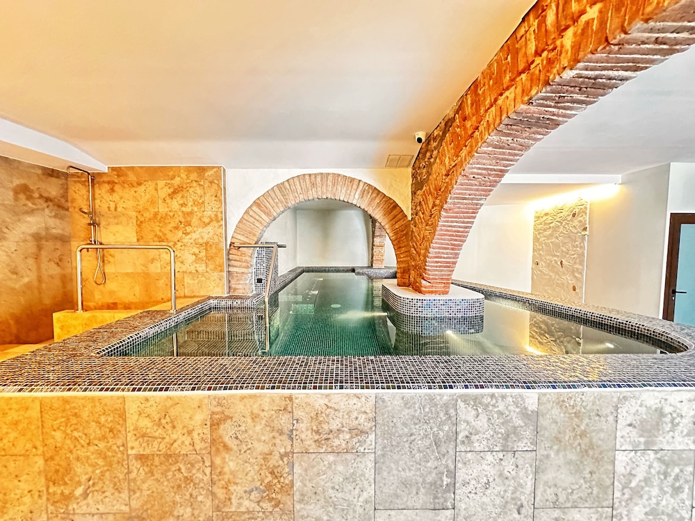 Boutique Hotel Comtal Empuries 18/50