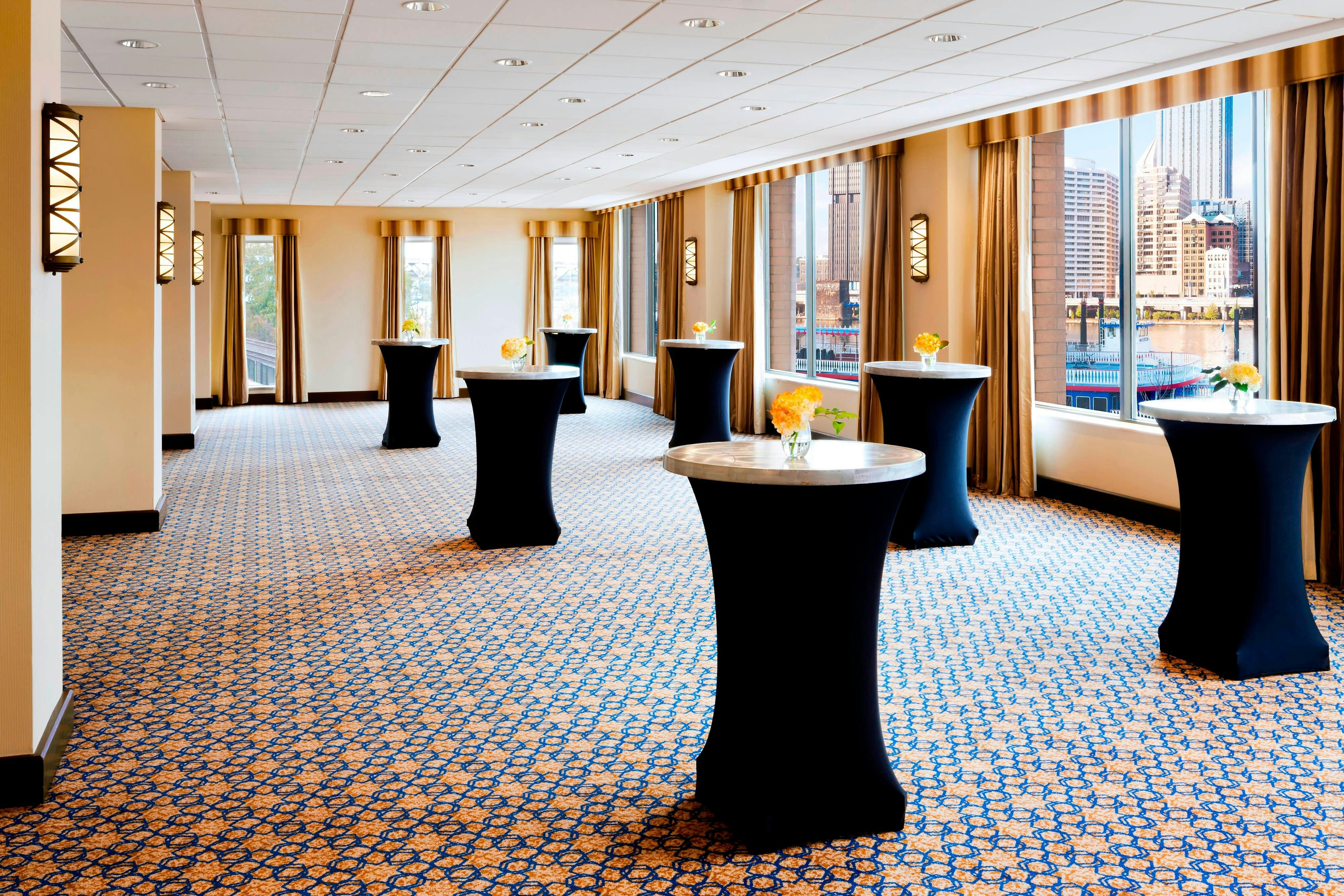 Sheraton Pittsburgh Hotel At Station Square 2/7