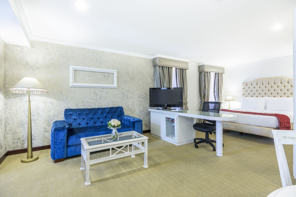 Ghl Hotel Hamilton 25/40