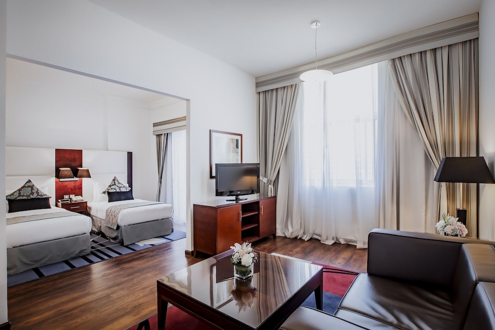 Golden Sands Hotel and Residences 45/71