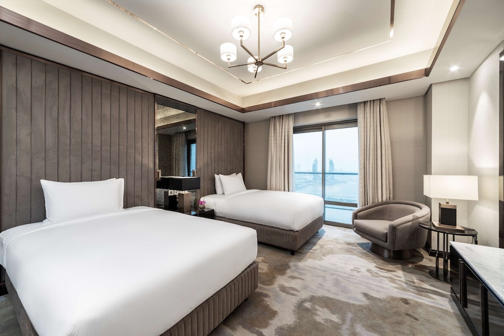 Hilton Doha The Pearl Residences 13/75