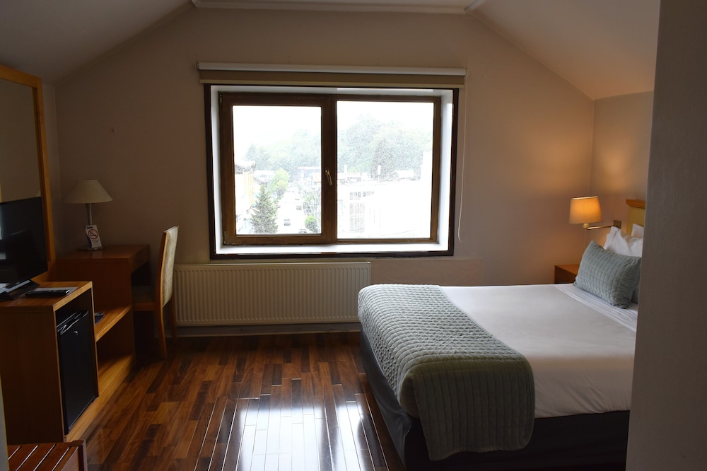 Gran Hotel Vicente Costanera 13/42