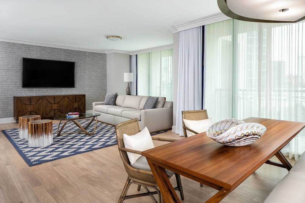 The Ritz Carlton Coconut Grove Miami 32/47
