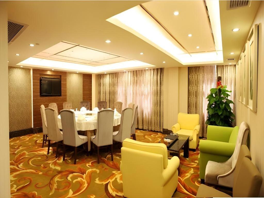 Shenzhen Futian Huaqiang South Feiyuan Hotel 40/49