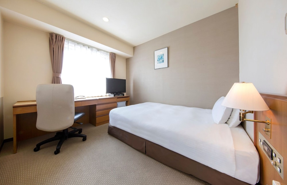 Semi Room, Semi Double Bed, Smoking