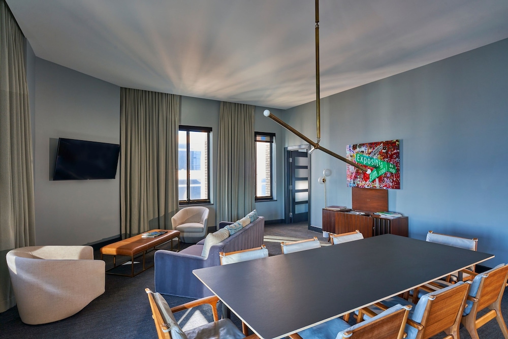 Renaissance Saint Elm Dallas Downtown Hotel 26/47