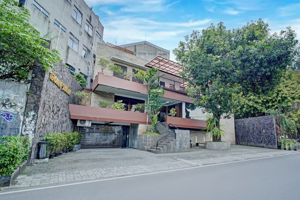Collection O near MRT Cipete Raya formerly Terogong Sembilan 30/37