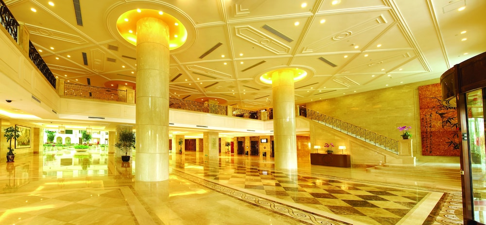 Xianglu Grand Hotel 50/58