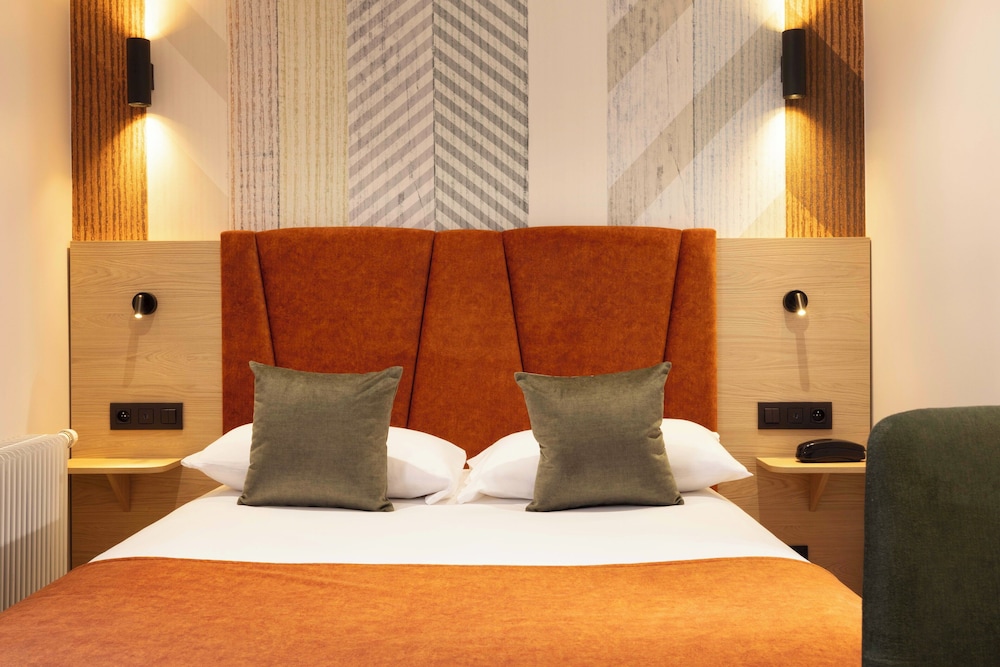 Espace Champerret 32/68