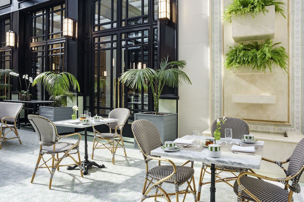 Alvear Icon Hotel 54/72