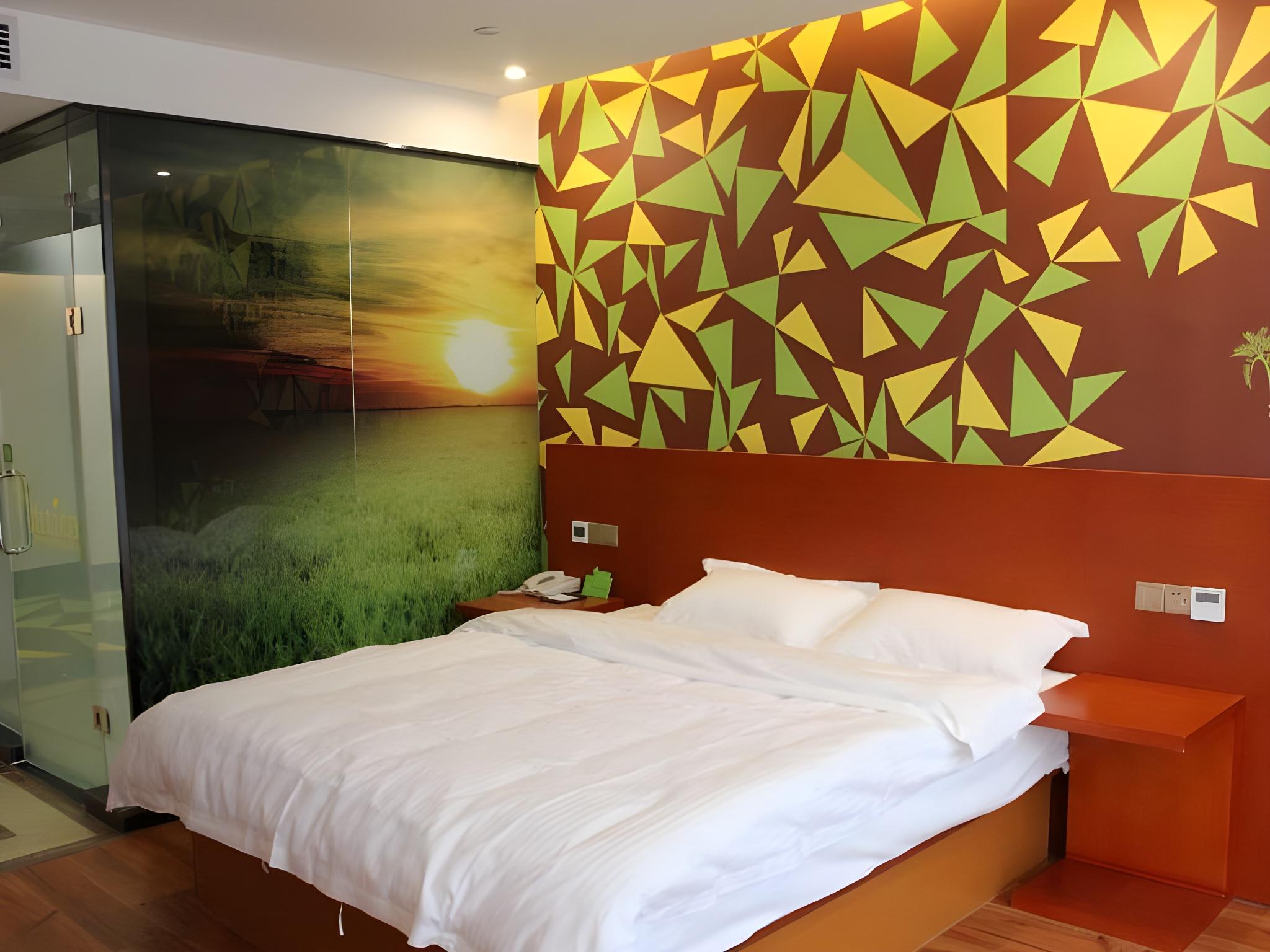 Yiran, Double Bed