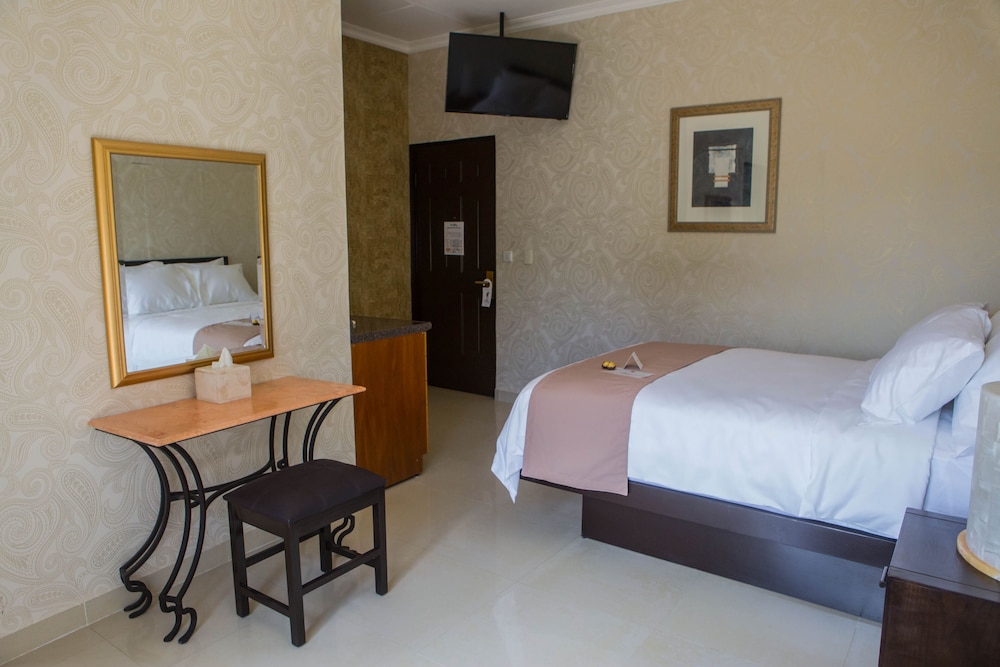 Hotel Palacio Maya 17/83