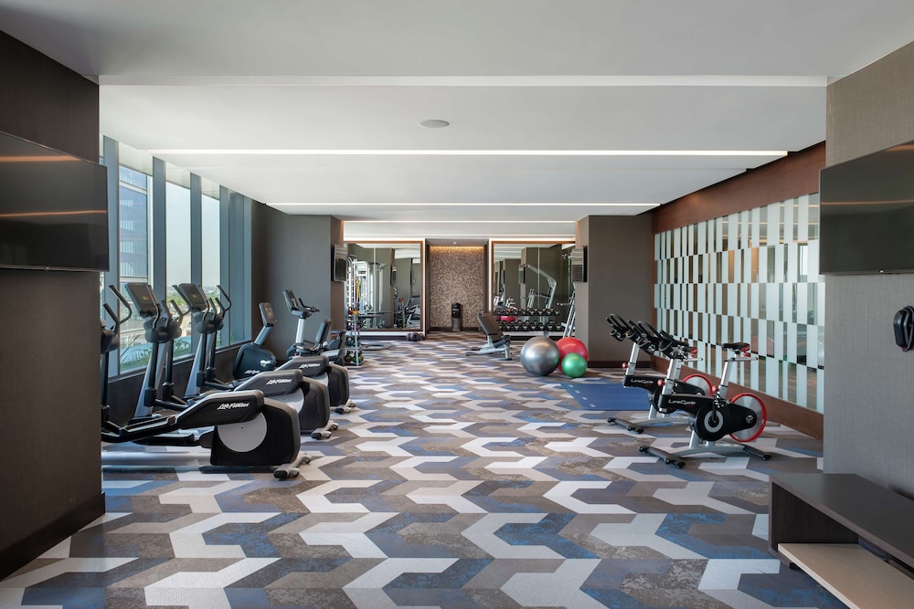 Hilton Guadalajara Midtown 40/83