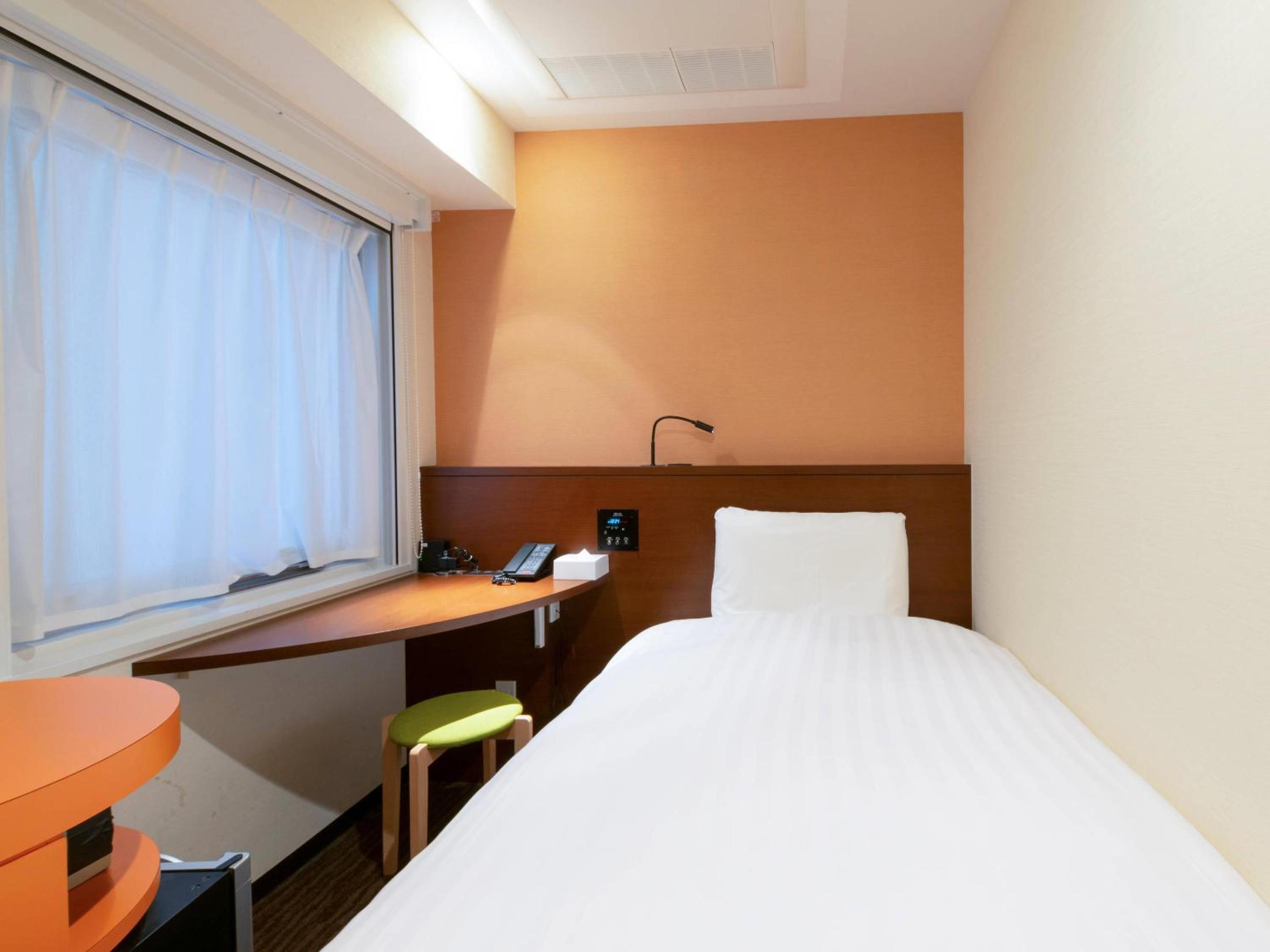 Room, Single, Comfort Inn Tokyo Roppongi 5/17