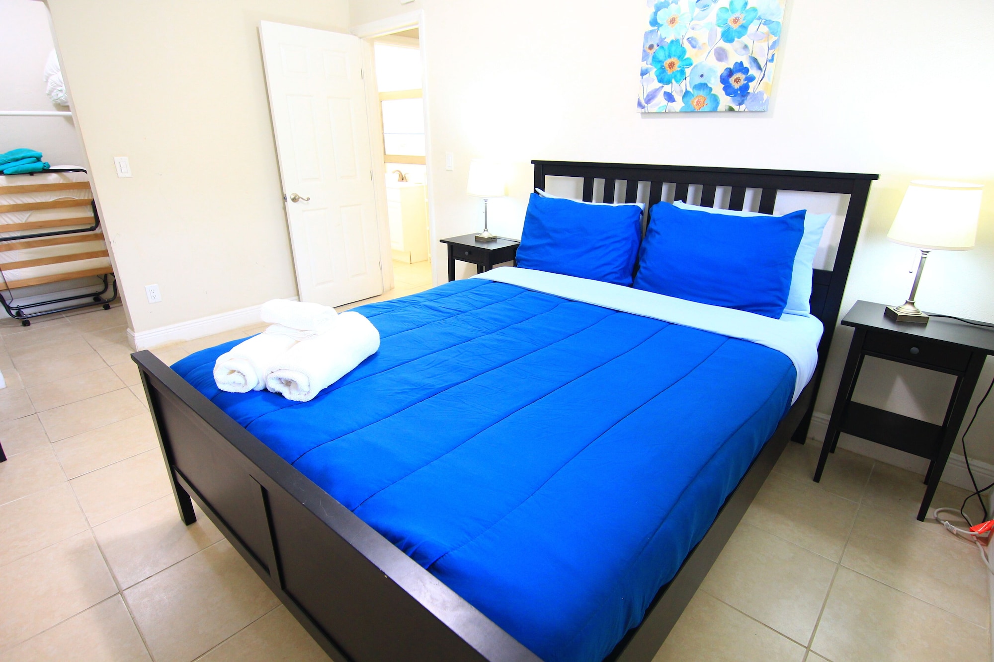 1 BEDROOM, FAMILY, APARTMENT