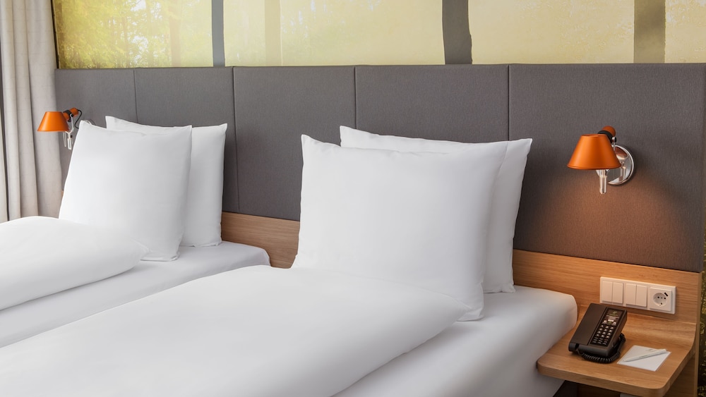 Holiday Inn Munich Leuchtenbergring, an IHG Hotel 16/63