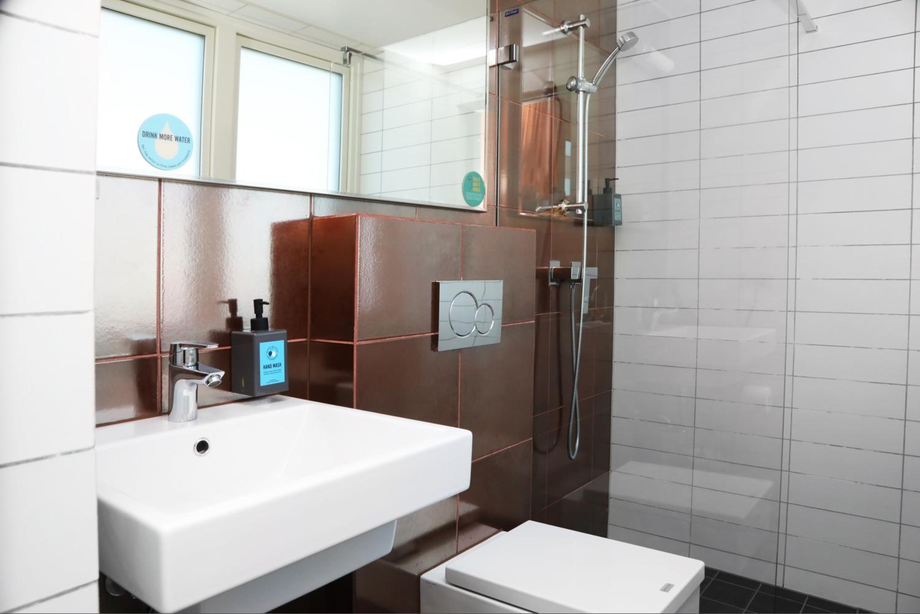 غرفة قياسية بسرير كوين، Comfort Hotel Xpress Youngstorget 6/6