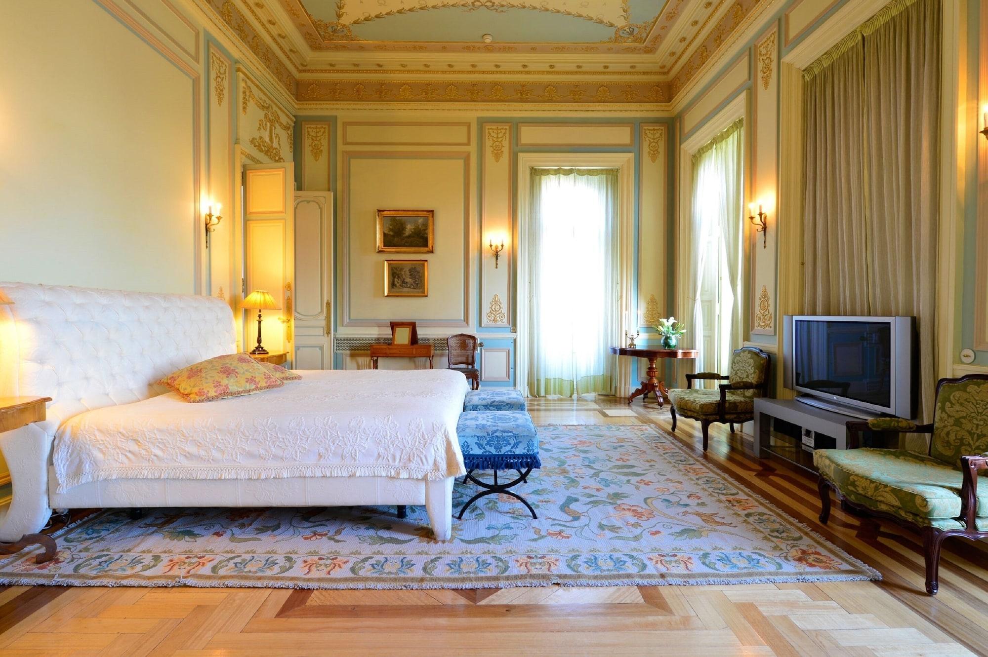 Prince, Royal, Suite