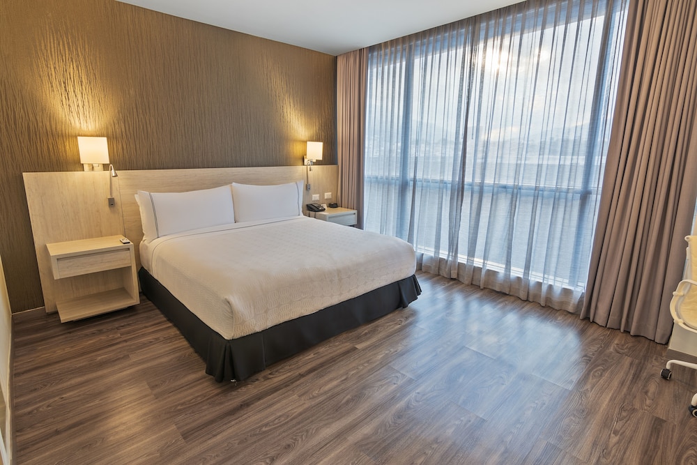 Sonesta Hotel Ibague 9/44