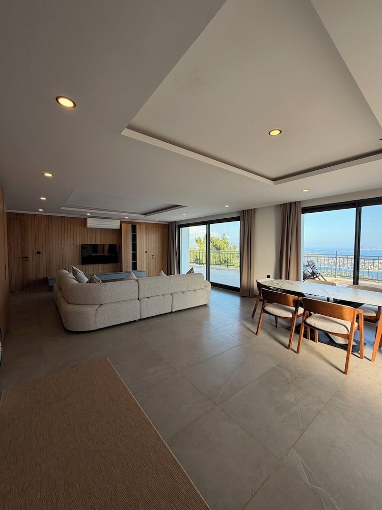 Kaleli Deluxe Homes 24/39