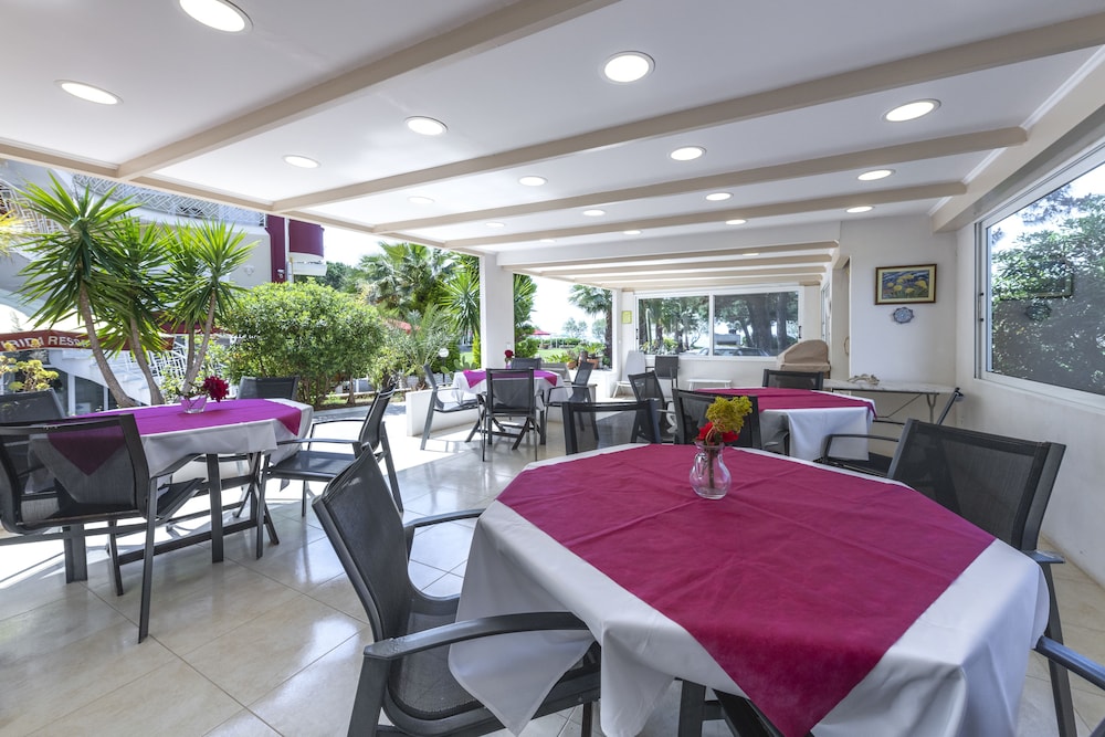 Irida Resort Suites 55/78