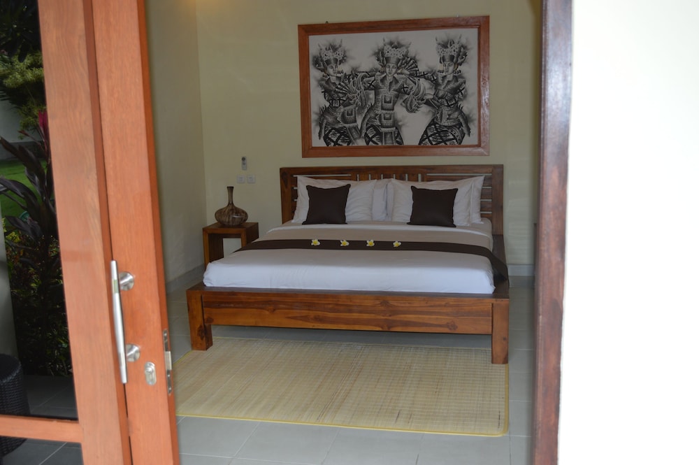 Ocean Sun Dive Resort 24/59