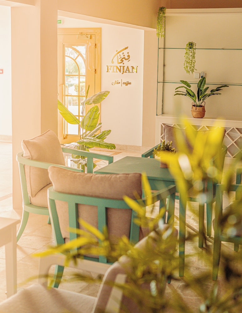 Al Sawadi Beach Resort 56/66