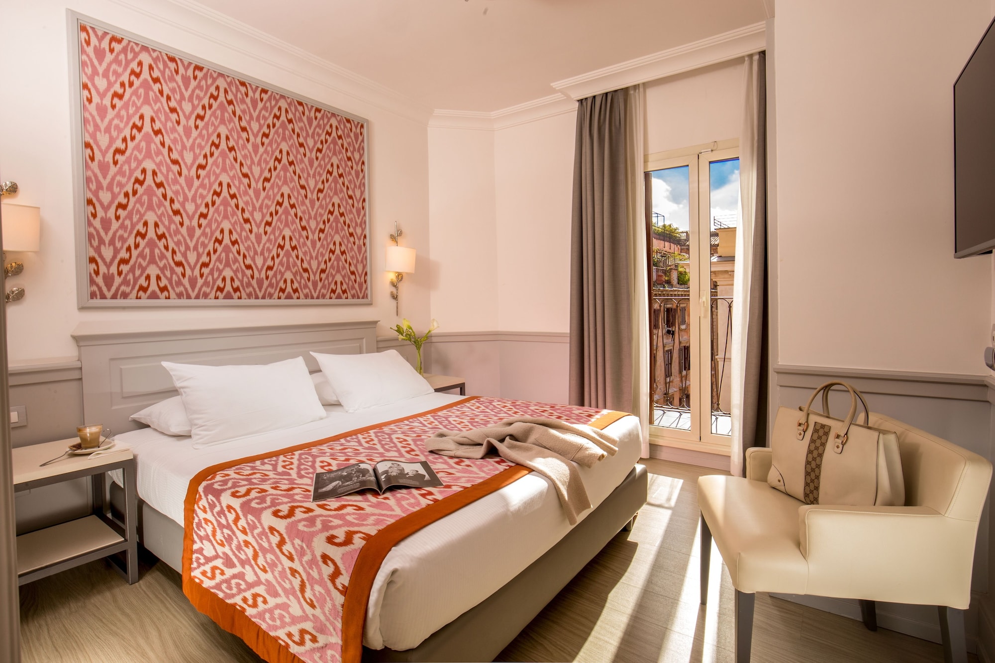 ROOM, SINGLE, DOUBLE BED