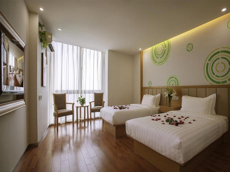 GreenTree Inn Taizhou Golden Eagle Shopping Center Dongfeng Road Express Hotel 9/39