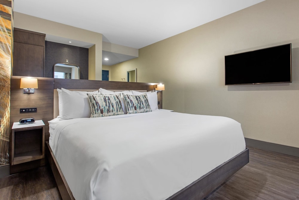 Cambria Hotel Philadelphia Downtown - Center City 12/60