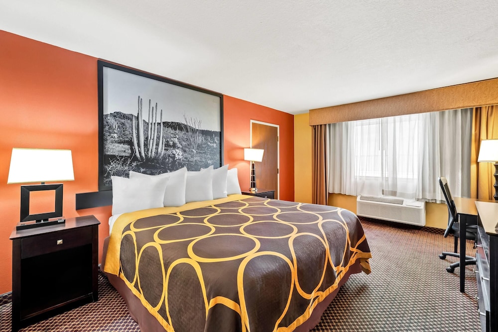 ROOM, KING BED, ACCESSIBLE