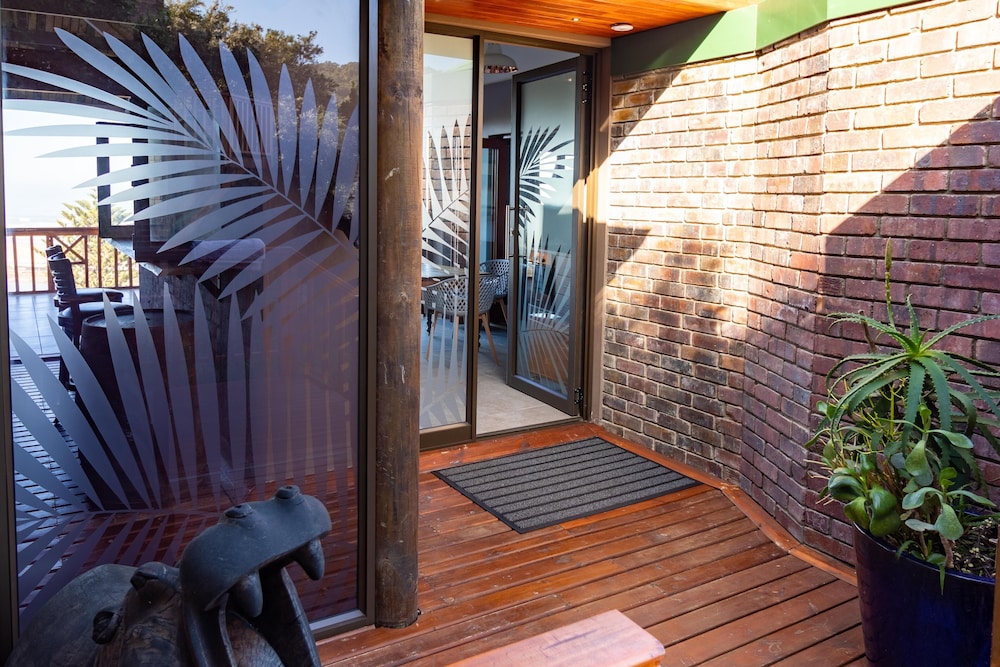 Boardwalk Lodge 33/50