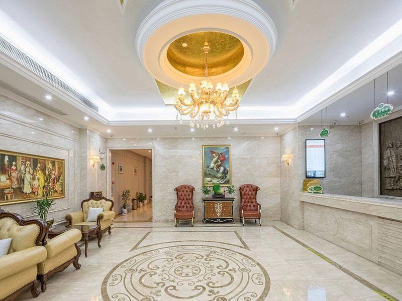 Vienna Hotel (Suzhou Jinji Lake) 9/50