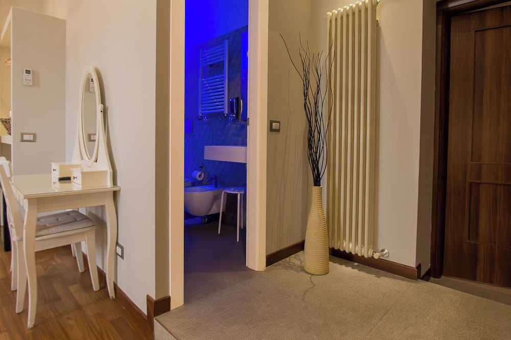 Borguese Executive Suites 17/30