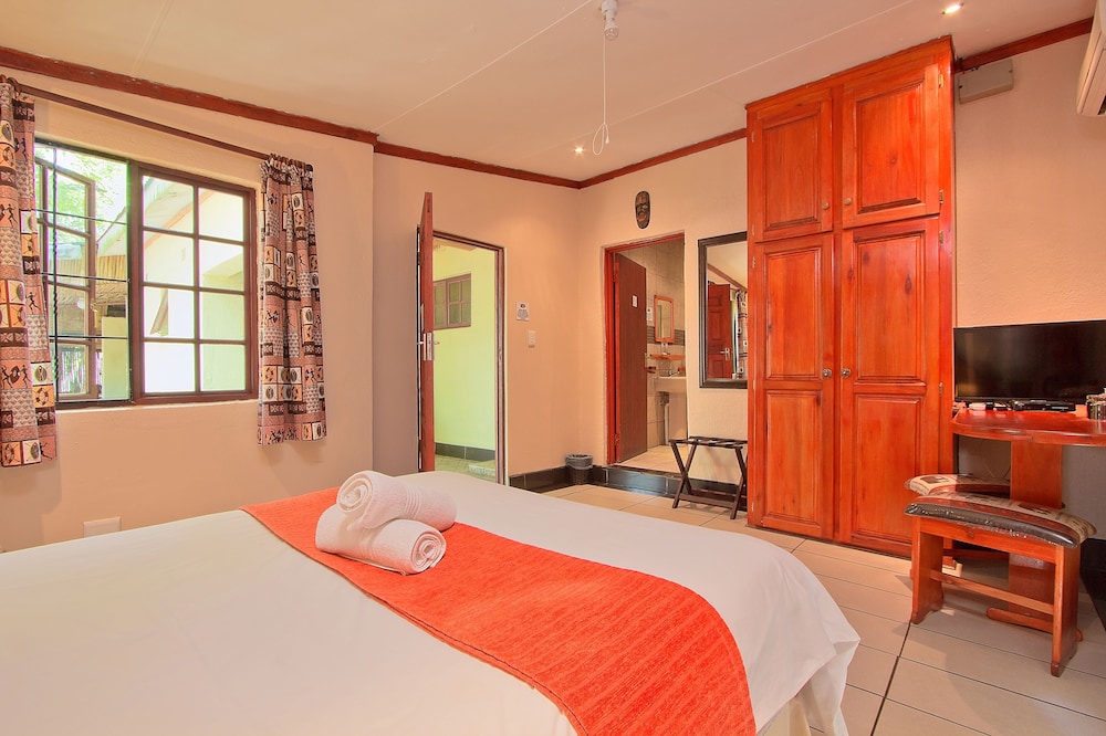 Kruger Adventure Lodge 5/40