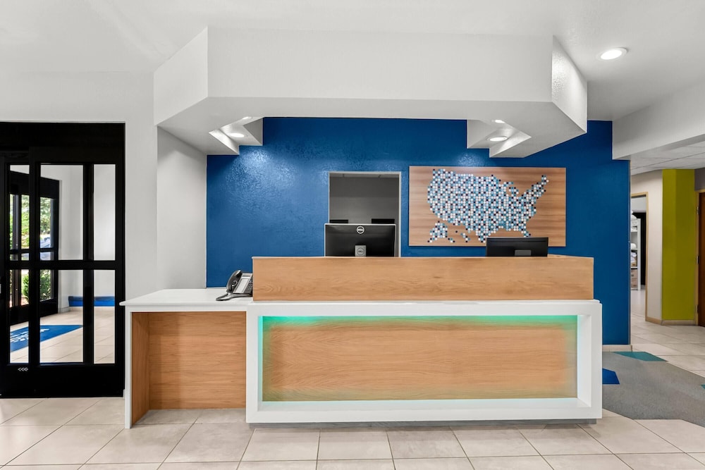 Microtel Inn & Suites by Wyndham Searcy 7/50