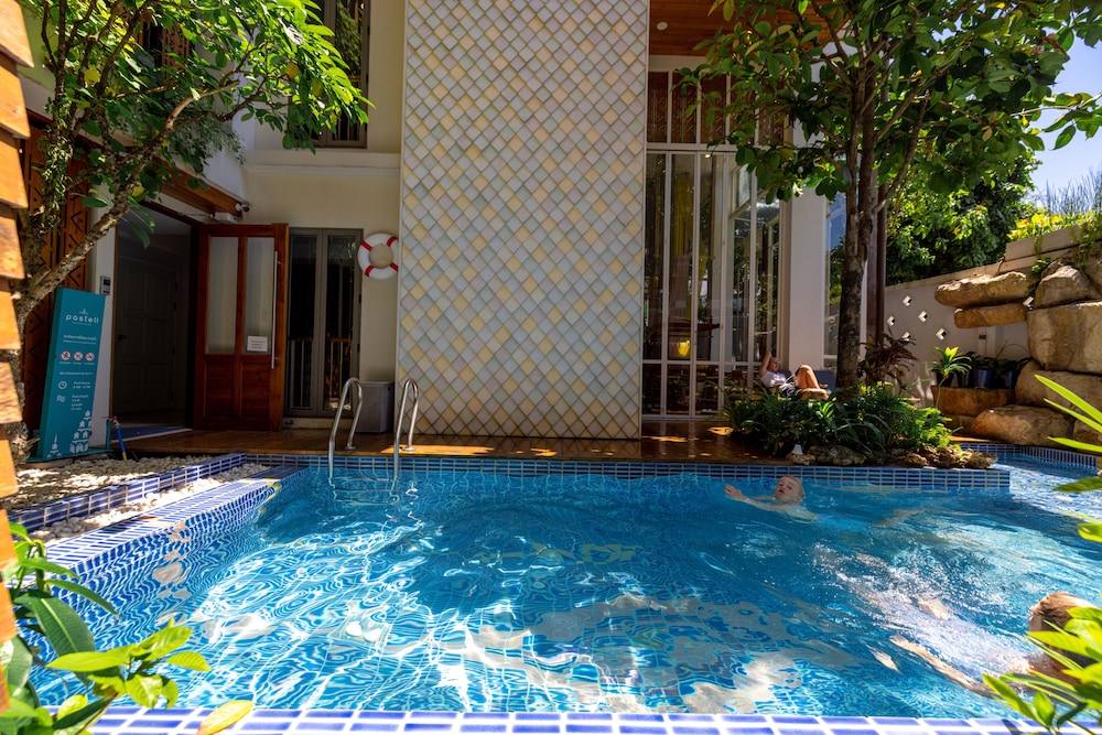 Pastell Old Town Chiang Mai Sha Extra Plus 40/50