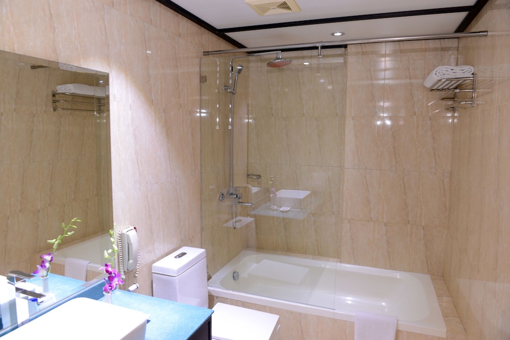 JUFFAIR GATE HOTEL 16/52