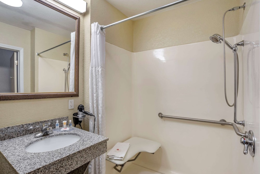 Comfort Inn & Suites Marianna I-10 15/38