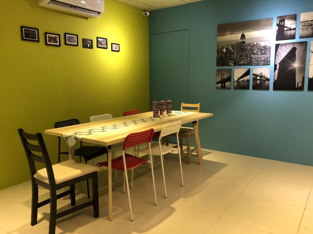 Xi Yin Zhi Su B&B 27/28
