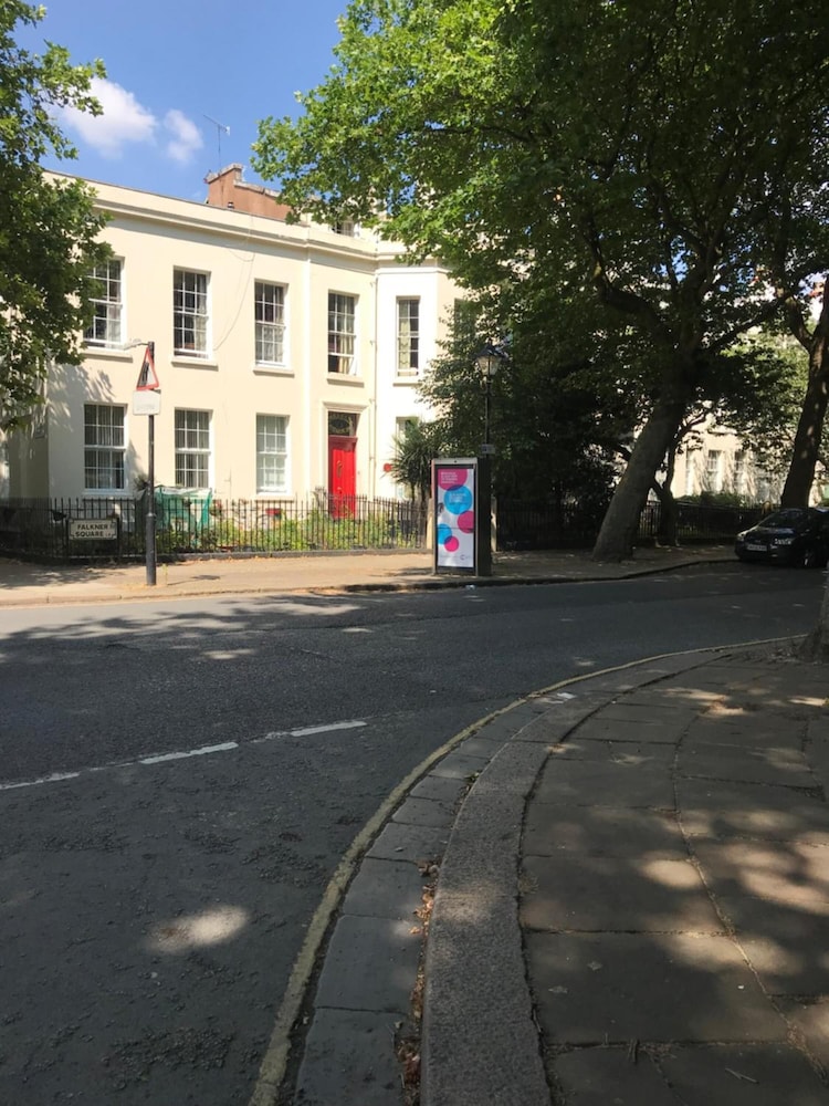 Embassie Backpackers Liverpool 32/41