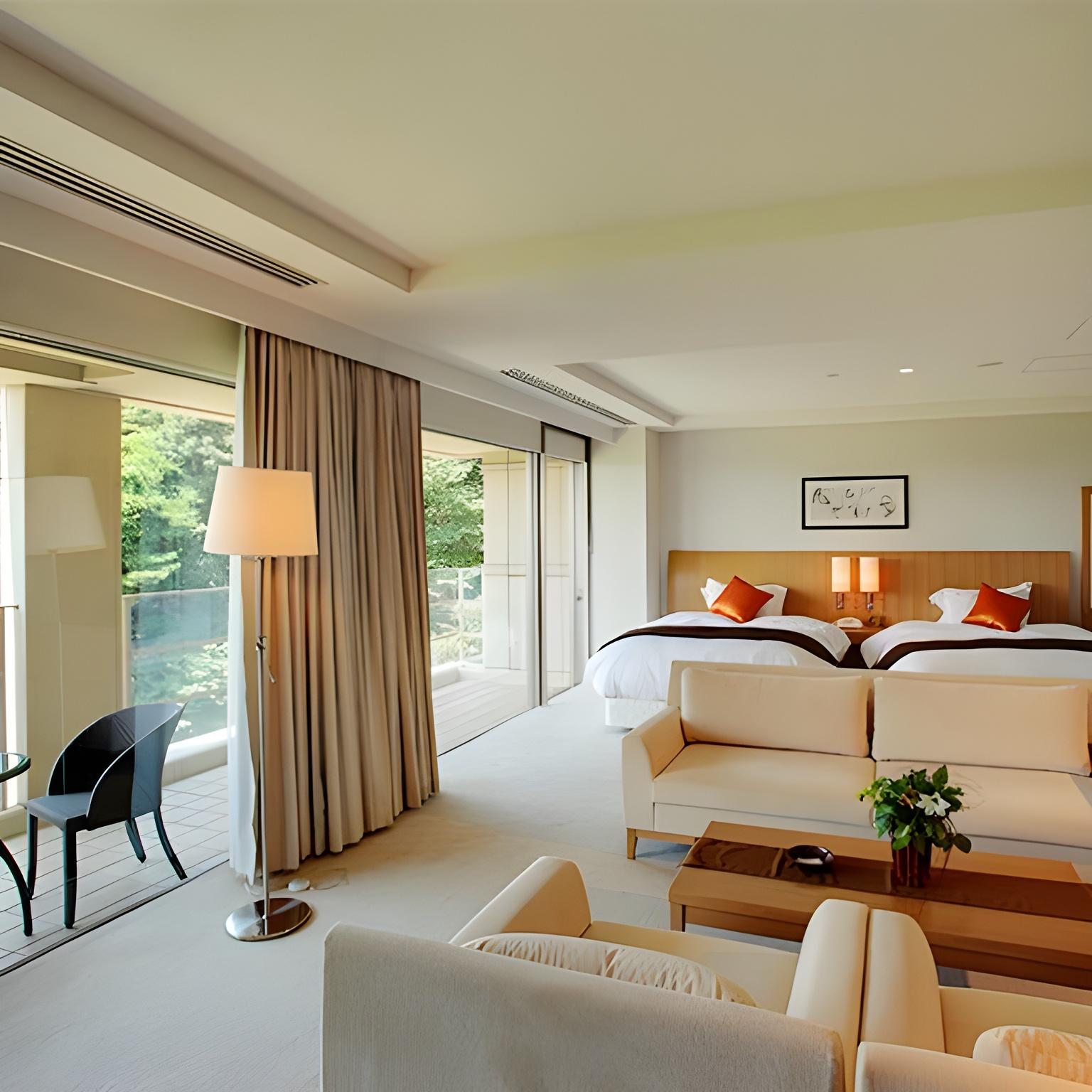 Luxury, Suite, Golf Course View, Corner