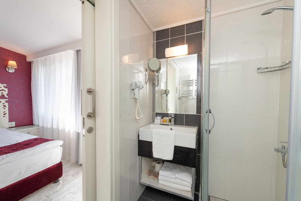 DREAM BOSPHORUS HOTEL 13/44