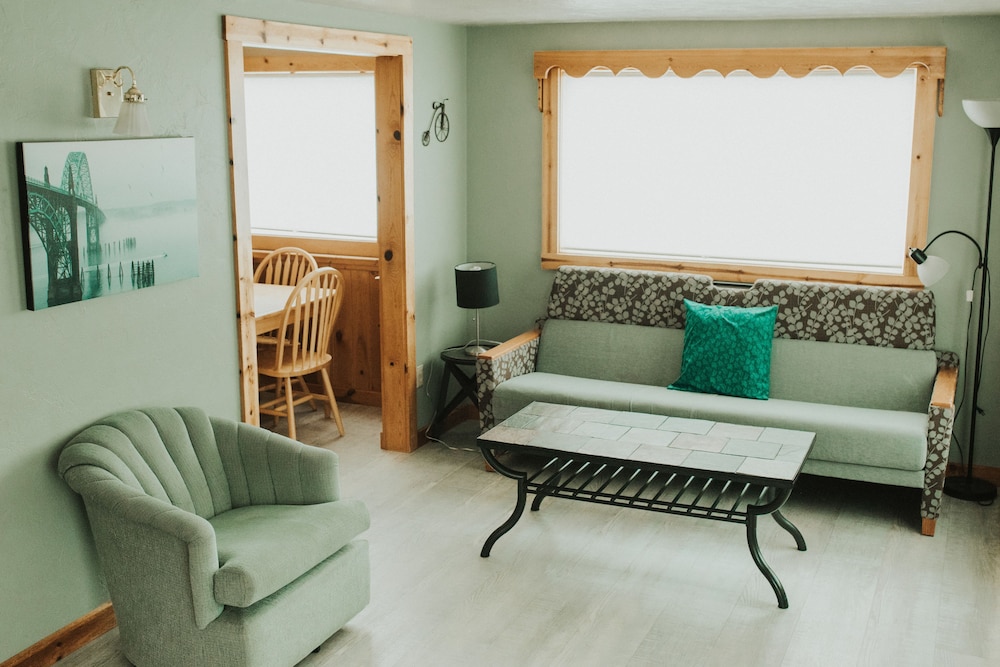 Nye Beach Condos At Pacific Crest 29/50