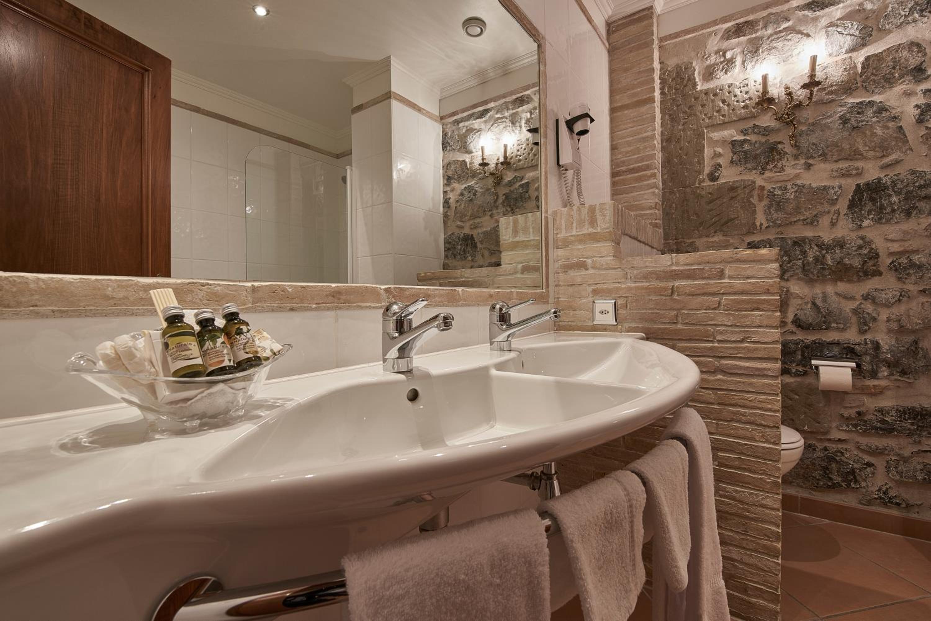 غرفة سوبيريور بسرير مزدوج، Hotel d Alleves 10/10