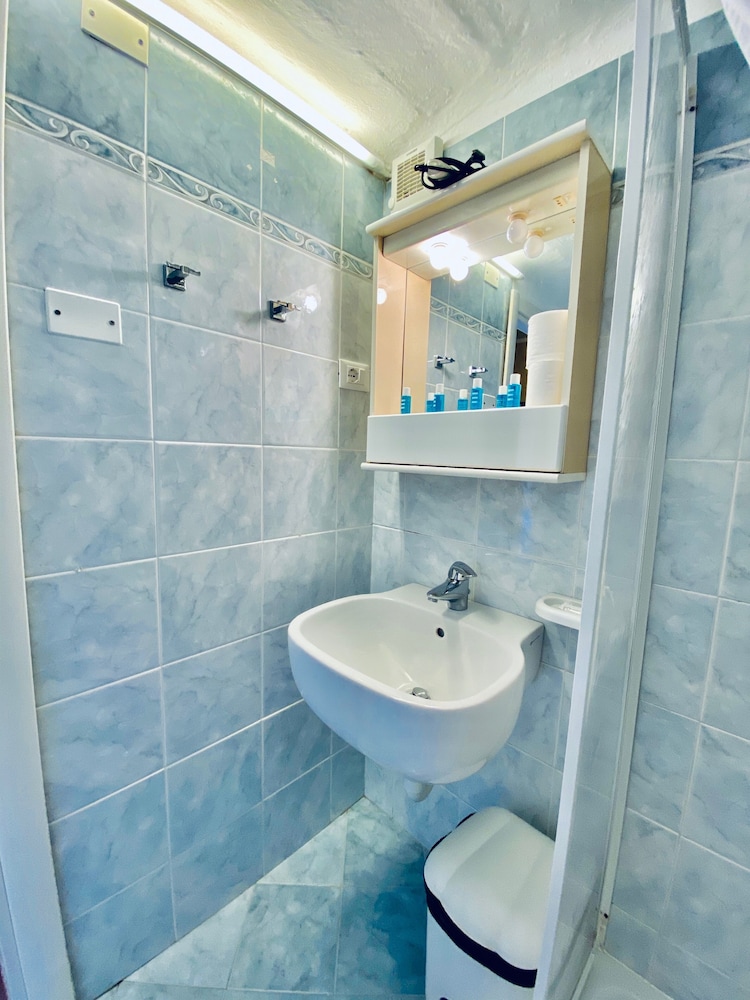 Giovanni Rooms Manarola 47/49